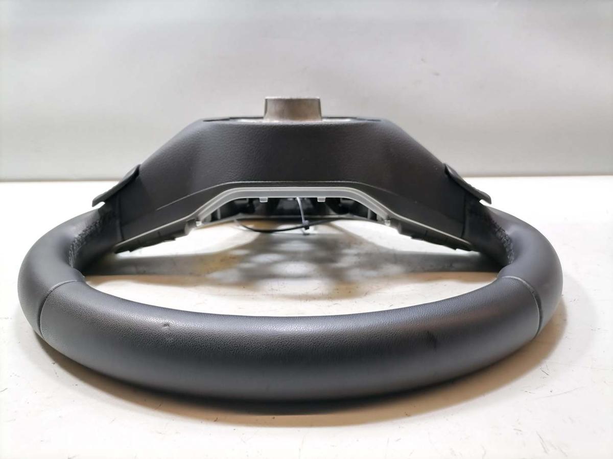 VW Passat B9 original Lederlenkrad mit Multifunktion Bj.2024